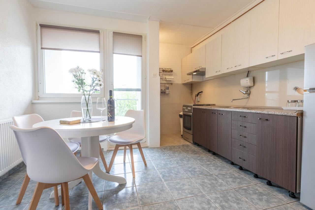 Cosy Apartment Hugo Osijek Ngoại thất bức ảnh